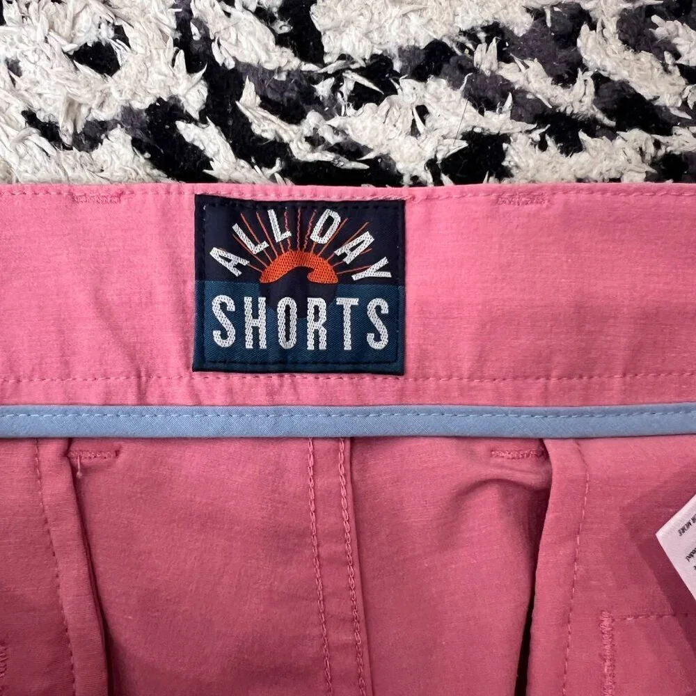 Faherty Men All day shorts , pink, Size 35 B168